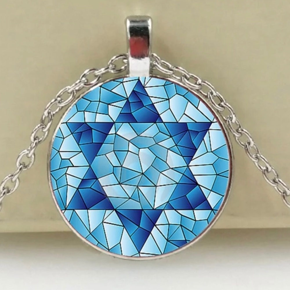 ✨✨Star Of David Round Pendant✨✨